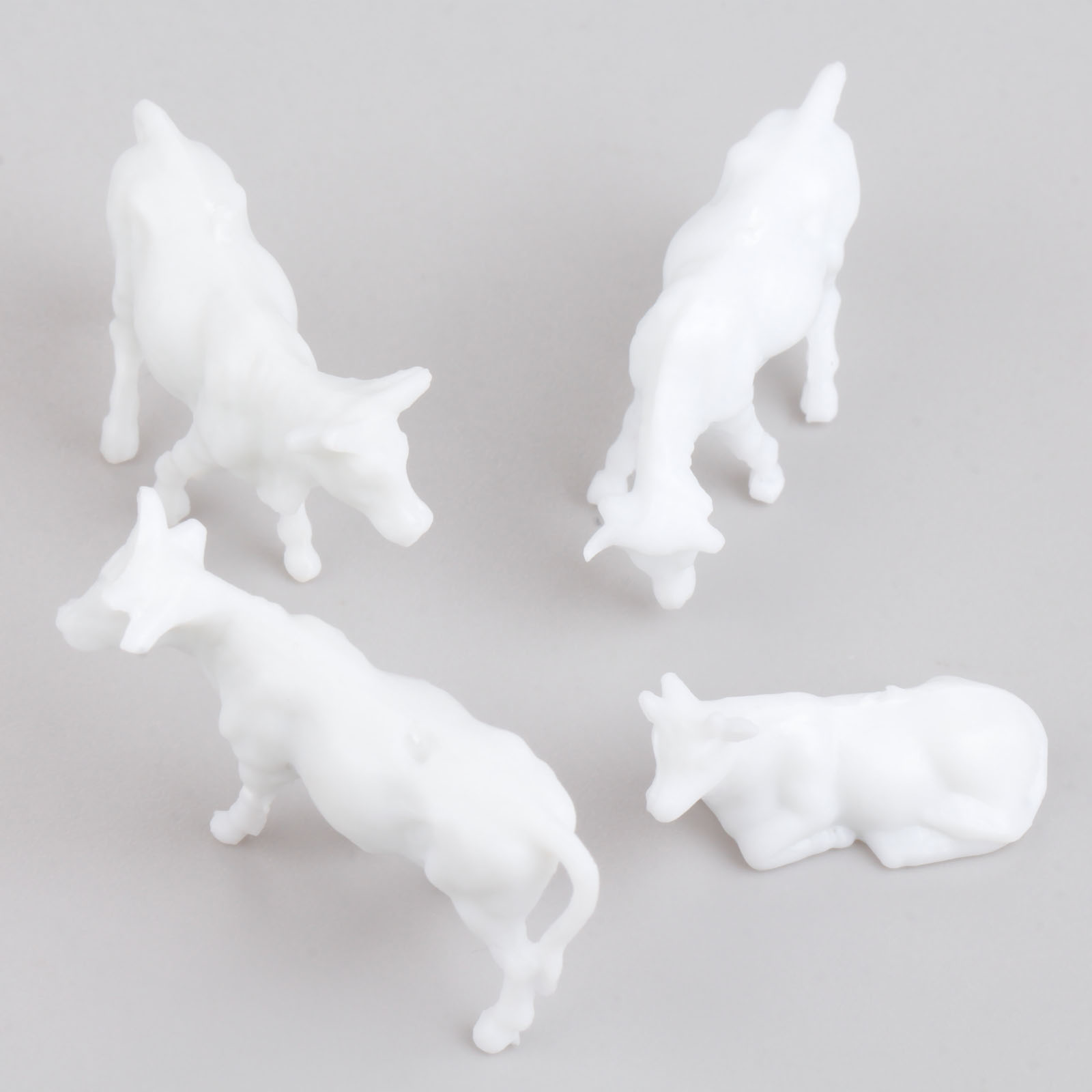 100Pcs Wit Model Koeien Schaal - Farming Agriculture Model recensie en prijs
